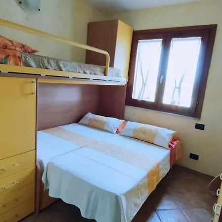 Nyaraló Janas Con Piscina Privata Budoni *