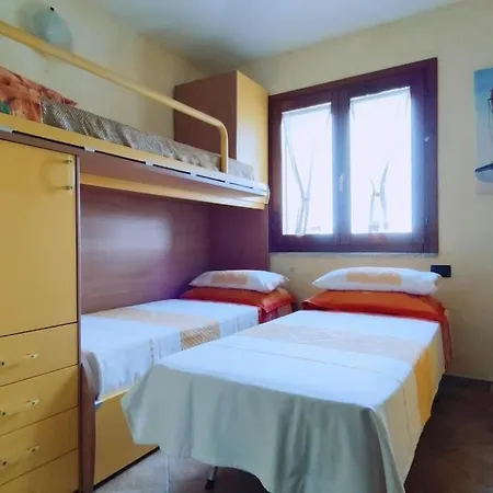 Nyaraló Janas Con Piscina Privata Budoni *
