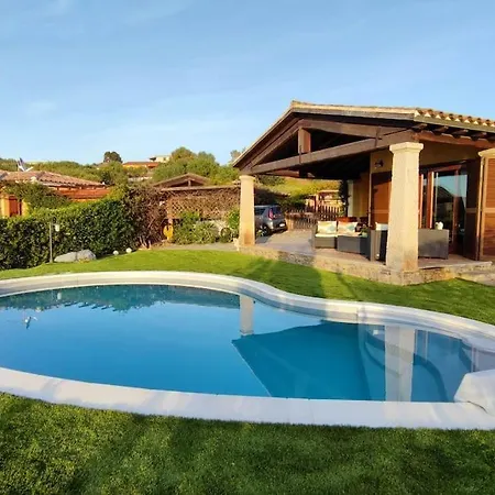 Janas Con Piscina Privata Budoni Tanaunella