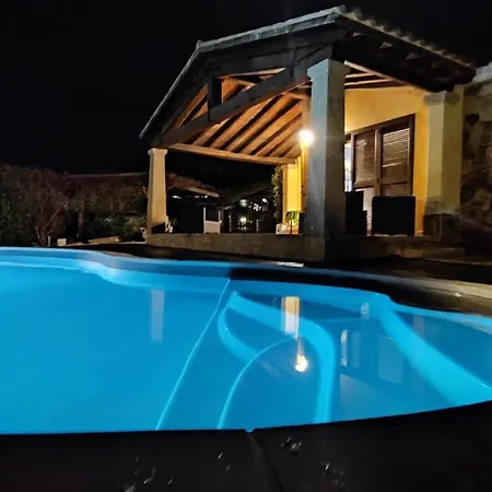 Ferienhaus Janas Con Piscina Privata Budoni